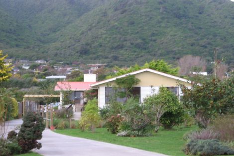 Photo of property in 45 Parata Street, Waikanae, 5036