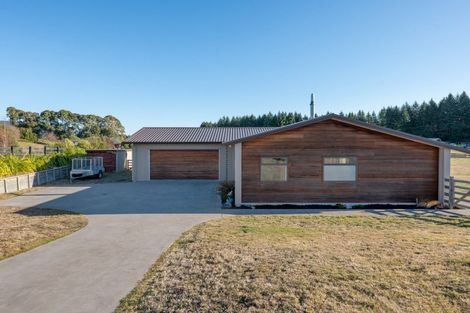 Photo of property in 500 Kinloch Road, Kinloch, Taupo, 3377