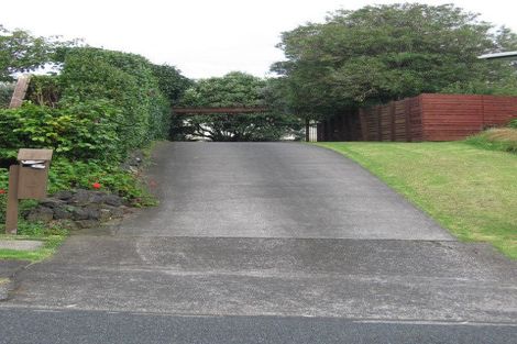Photo of property in 15 Te Anau Place, Pakuranga Heights, Auckland, 2010