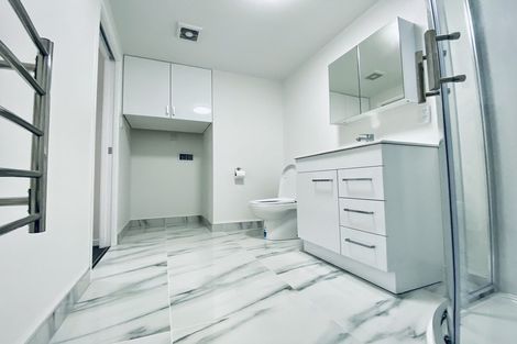 Photo of property in 28a Waimumu Road, Massey, Auckland, 0614