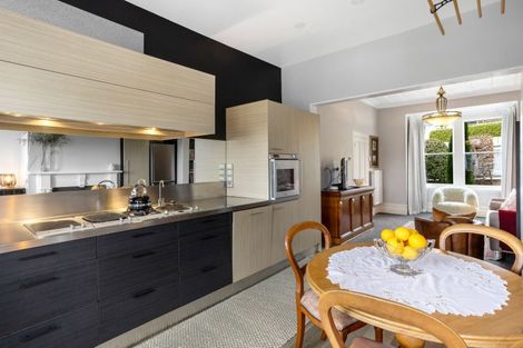 Photo of property in 8 City Road, Roslyn, Dunedin, 9010