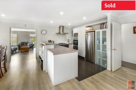 Photo of property in 13 Girvan Terrace, Wattle Downs, Auckland, 2103