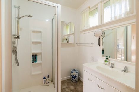 Photo of property in 9 Saint Ronans Road, Macandrew Bay, Dunedin, 9077