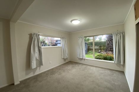 Photo of property in 8 Sanctuary Point, Sunnyhills, Auckland, 2010
