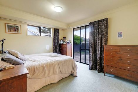 Photo of property in 5a Rewa Street, New Lynn, Auckland, 0600