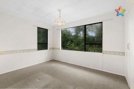 Photo of property in 20 Amber Grove, Birchville, Upper Hutt, 5018