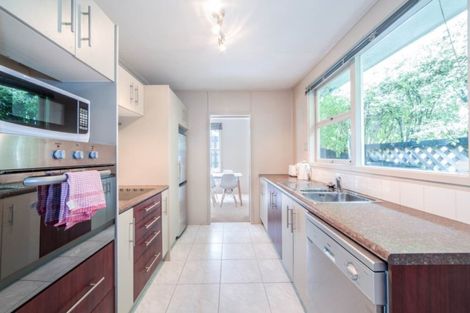 Photo of property in 1/37 Becroft Drive, Forrest Hill, Auckland, 0620
