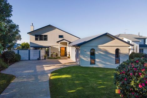 Photo of property in 33 The Crescent, Waihi Beach, 3611