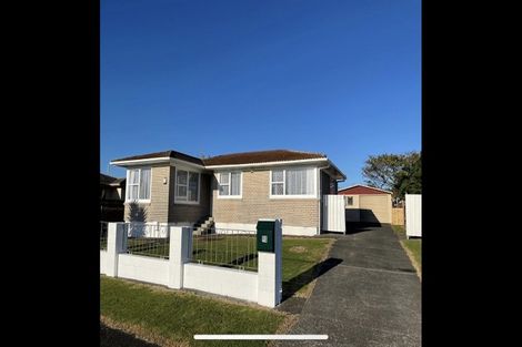Photo of property in 90 Windrush Close, Mangere, Auckland, 2022