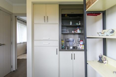 Photo of property in 1 Laura Avenue, Ohauiti, Tauranga, 3112