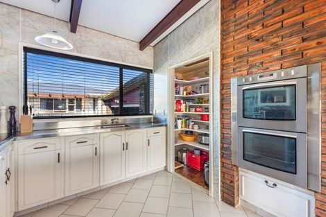 Photo of property in 8 Rewa Street, Inglewood, 4330