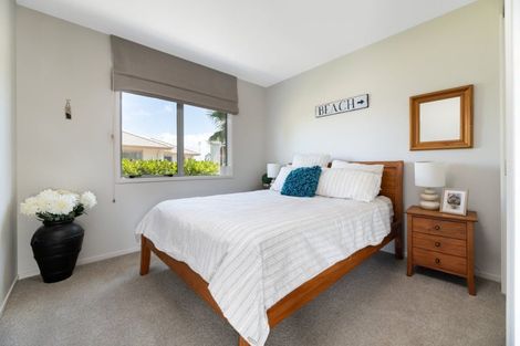 Photo of property in 42 Cassinia Close, Papamoa Beach, Papamoa, 3118