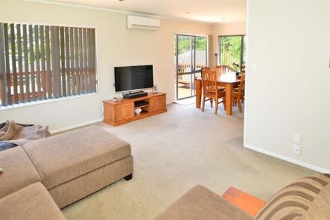Photo of property in 97 Unsworth Drive, Unsworth Heights, Auckland, 0632