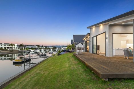Photo of property in 17 Awatea Drive, Whitianga, 3510