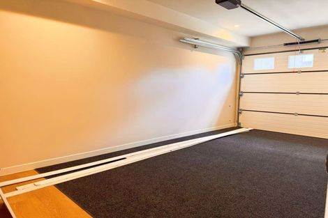 Photo of property in 95d Oreil Avenue, West Harbour, Auckland, 0618