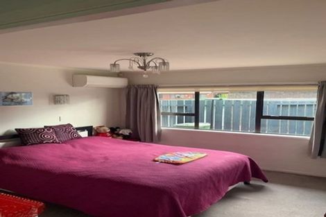 Photo of property in 1/3 West Street, Papakura, 2110