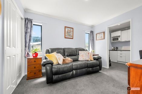 Photo of property in 5 Sapphire Grove, Birchville, Upper Hutt, 5018