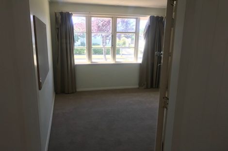 Photo of property in 18 Hillary Crescent, Upper Riccarton, Christchurch, 8041