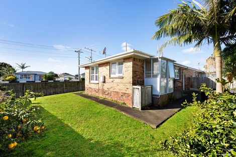 Photo of property in 2/2 Paul Place, Pakuranga, Auckland, 2010