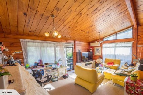 Photo of property in 20 Hedge Row, Sunnyhills, Auckland, 2010