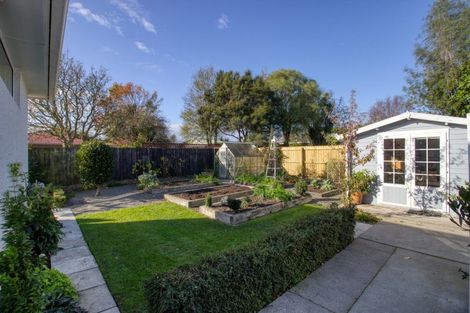 Photo of property in 38 Evesham Crescent, Spreydon, Christchurch, 8024