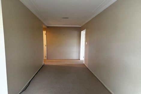 Photo of property in 8 Bass Street, West Harbour, Auckland, 0618