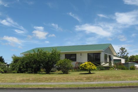 Photo of property in 43 Stevenson Road, Clarks Beach, 2122