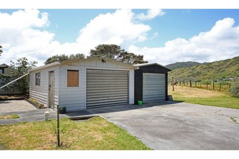 Photo of property in 22 Cordyline Road, Port Waikato, Tuakau, 2695