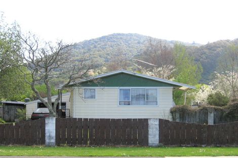 Photo of property in 14 Cherrywood Place, Western Heights, Rotorua, 3015