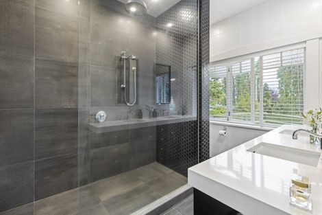 Photo of property in 31 Ingleton Terrace, Fairfield, Hamilton, 3214