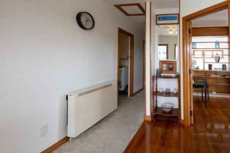 Photo of property in 101 Milton Terrace, Picton, 7220