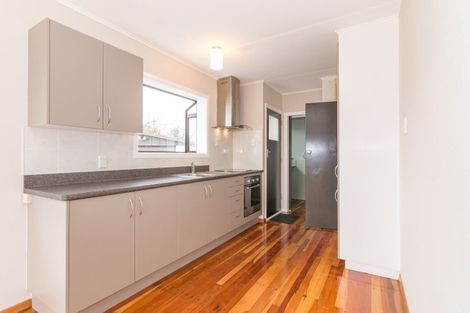 Photo of property in 10 Catlins Crescent, Milson, Palmerston North, 4414