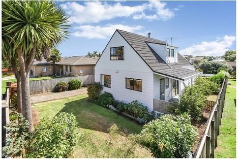 Photo of property in 135 Victoria Street West, Pukekohe, 2120