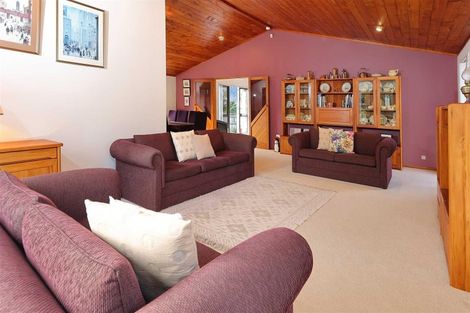 Photo of property in 13 Vintage Drive, Henderson, Auckland, 0612