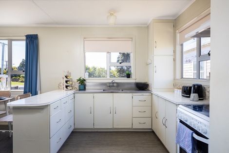 Photo of property in 14 Mcnaughton Street, Waitara, 4320