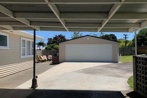 Photo of property in 11 North Street, Waitara, 4320
