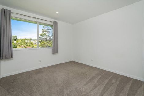 Photo of property in 59 Sycamore Drive, Sunnynook, Auckland, 0620