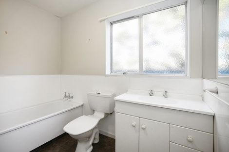Photo of property in 2/240a Estuary Road, South New Brighton, Christchurch, 8062