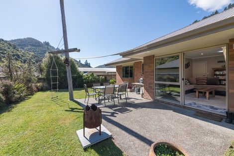 Photo of property in 4 Cummins Street, The Brook, Nelson, 7010