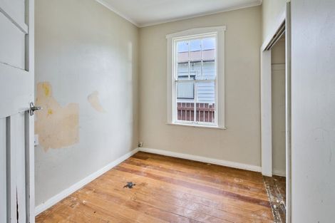 Photo of property in 40 York Street, Moera, Lower Hutt, 5010