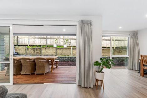Photo of property in 36 Accolage Boulevard, Kumeu, 0810