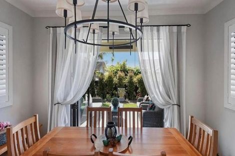 Photo of property in 8 Francesco Drive, Karaka, Papakura, 2113