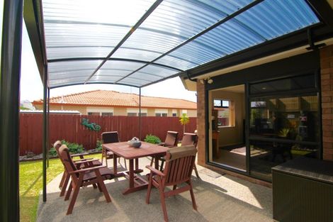 Photo of property in 38 Chesterfield Way, Orewa, 0931