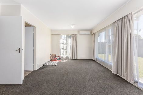 Photo of property in 4/1 Waikare Avenue, Waiwhetu, Lower Hutt, 5010