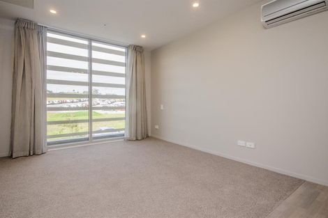 Photo of property in 202/7 Kaipiho Lane, Albany, Auckland, 0632