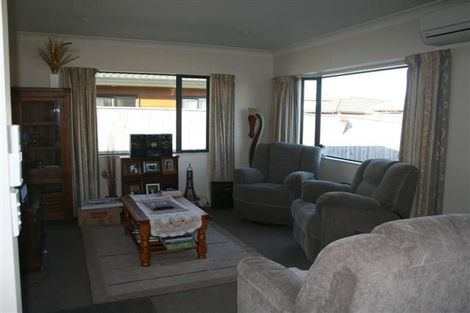 Photo of property in 103 Mandel Mews, Waiwhetu, Lower Hutt, 5010