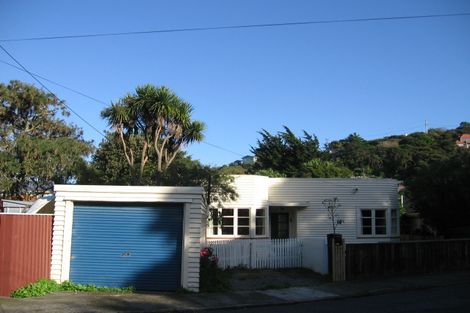 Photo of property in 35 Cluny Road, Plimmerton, Porirua, 5026
