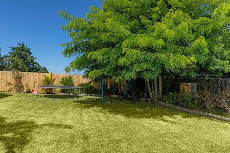 Photo of property in 91 Sunnyside Road, Sunnyvale, Auckland, 0612