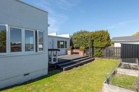 Photo of property in 8 Mckenzie Terrace, Carterton, 5713