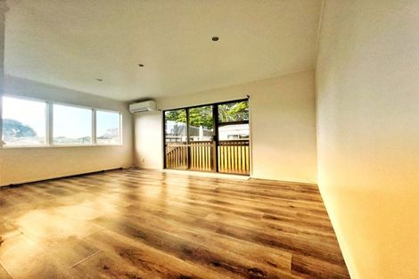 Photo of property in 24 Volante Avenue, Wattle Downs, Auckland, 2103